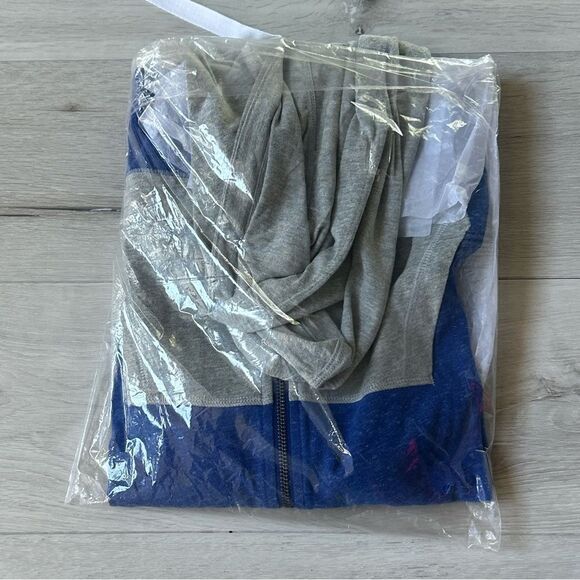 Nike Los Angeles Dodgers‎ Full-Zip Hoodie Blue and gray size M
NWT in packaging - Picture 7 of 8